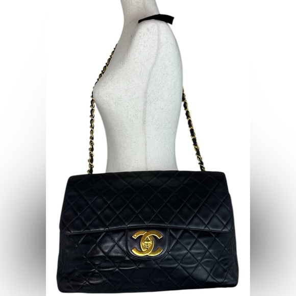 CHANEL MAXI JUMBO 34 Classic Flap Bag Quilted Lambskin BLK - Picture 5 of 17